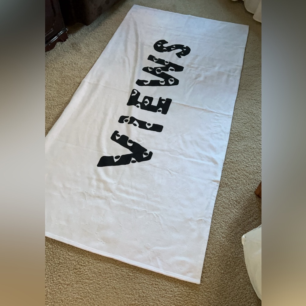 Drake Views Beach Towel
